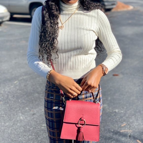 Cute Red Crossbody Purse - Picture 2 of 5